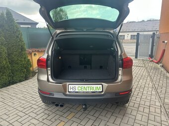 VW Tiguan DSG 2.0TDi 130kW Life 4x4 serviska - 4