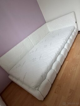 Čalouněná postel 90/200 - 4