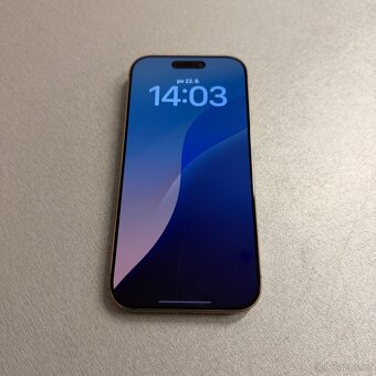 iPhone 16 Pro 256GB zlatý, bez škrábance, 100% baterie - 4