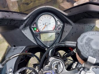 Suzuki SV650s - 4