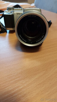 Sony F-717 digitál - 4