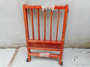 Dětská dřevěná postýlka - 4