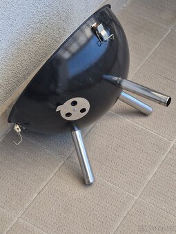 Grill FIELDMANN FZG 1000 G na dřev. uhlí (bez teploměru) - 4