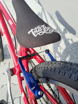 BMX Bikrosové kolo Inspyre Neo Cruiser Red 24" - 4