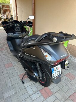 Honda silverwing - 4
