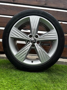 Alu kola 5x112 r19 s letním pneu (235k) - 4
