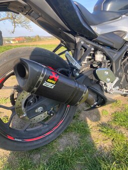 Yamaha MT-03 - 4