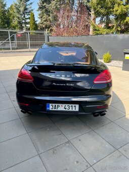 Porsche Panamera Turbo - 4