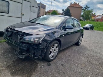 Opel ASTRA J LIM. 5DV. EDITION 1.7d 81kw rok-2010 ANGLIK - 4