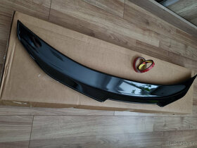 Lipo spoiler kridlo na kufor pre BMW rada 4 F82 - 4