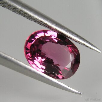 Rhodolit-ovál, kombi. - 1,32 ct. - 4