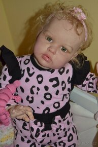 Prodám reborn blonďatou holčičku Ellie - 4