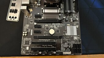 GIGABYTE GA-970A-DS3P + AMD FX-8300 (8C/8T) - 4