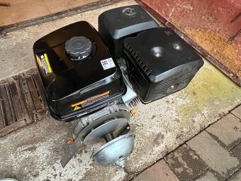 Motor Loncin 389 cc, 4-takt - 4