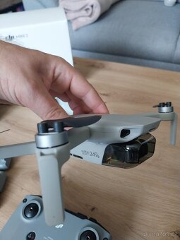 DJI Mini 2 Fly More Combo – Skvělý stav + BONUS karta 128 G - 4