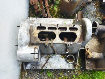 Praga Alfa motor převodovka - 4