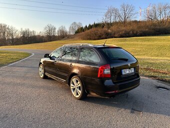 Škoda Octavia 2 FL 2011 2.0tdi 103kw DSG - 4