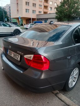 BMW - 4