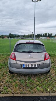 Renault megane II - 4