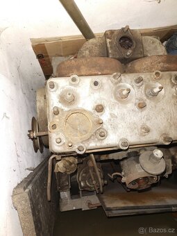 Motor Gaz 69 i s pojízdným montážním stojanem - 4