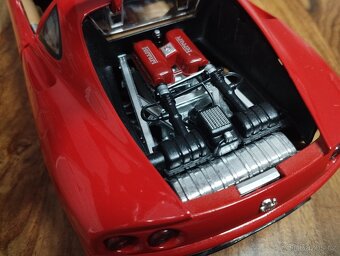 Ferrari 360 Modena 1/18 Bburago - 4
