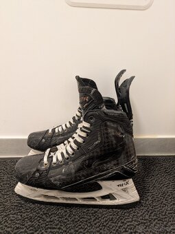 Brusle Bauer Supreme Mach vel 9,5 (45 eur) - 4
