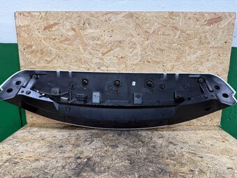 TŘETÍ BRZDOVÉ SVĚTLO SE SPOJLEREM LAND ROVER DISCOVERY SPORT - 4