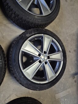 Alu kola Dezent 5X114,3R18"ET-30 - 4