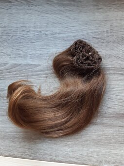 Pravé dámské vlasy - 4