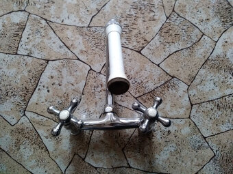 Retro vodovodní baterie - 4