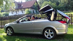 Prodám kabriolet Opel Astra TwinTop 1,6 16V - 4