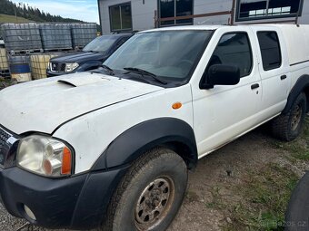 Nissan navara - 4