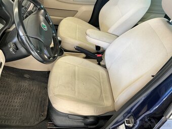 Škoda Roomster 1.4i 16V - 2009 - Panorama - tažné - 2x sada - 4