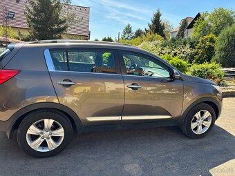 Kia Sportage 1.6 GDI (99 kW), po servisu, nová STK - 4