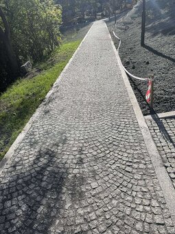 Pokládka dlažby a žulových kostek - 4