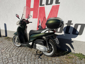 Honda SH 300i - 4