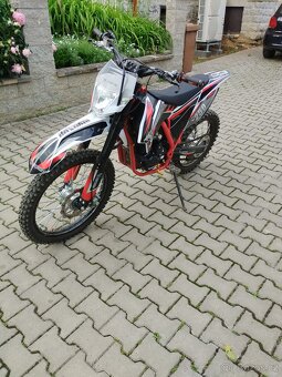 Leramotors 250 - 4