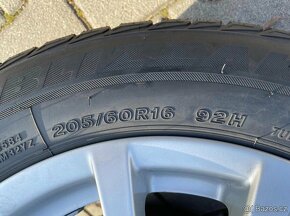 Prodám ALU BMW včetně zimních pneu - 4
