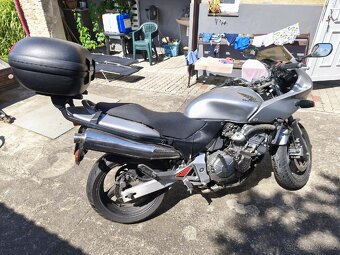 Honda Hornet 600 - 4