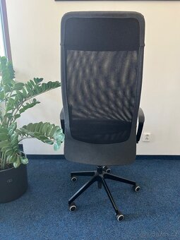 Ikea MARKUS Kancelářská židle, Vissle tmavě šedá - 4