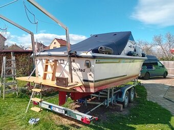 Kajutová loď Polaris 7,60 - 4