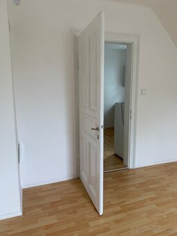 Dvougenerační byt 6+kk v OV se zahradou a parkováním - 4