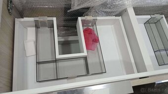 Závěsná koupelnová skříňka LAUFEN š. 116cm - nová - 4