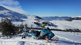 SKI DOO FREERIDE 850 - 4