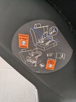 Autosedačka vajíčko klippan dinofix - 4