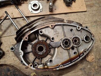 Náhradní díly čz 150c 125c - 4