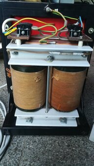 Oddělovací transformátor 2kWA - 4