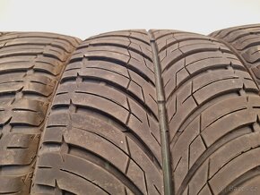 Prodám sadu celoročních pneu - 4