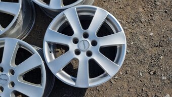 Alu kola Borbet 17" 5x114,3 Toyota - 4