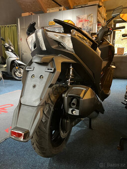 Kymco Downtown GT 350 - 4